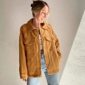 Bucketlist Quilted Jacket in Camel